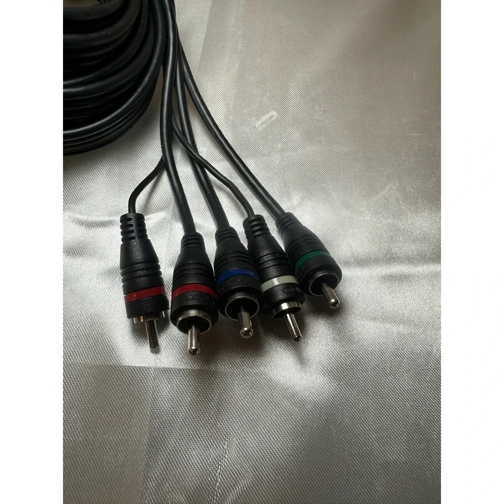Audio Video Cable - 3 Video Jacks / 2 Audio Jacks Approx 6' PS2/Wii/Xbox